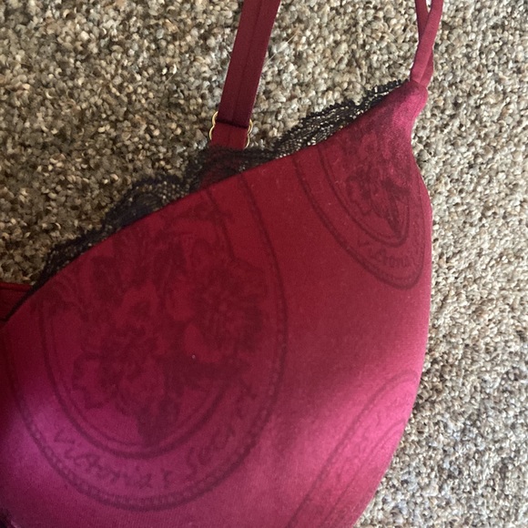 Victoria’s Secret Very Sexy push up bra- 34DD - Picture 2 of 10